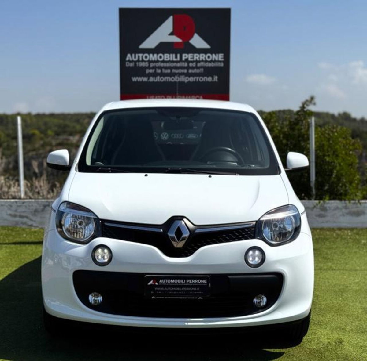 Renault Twingo SCe Stop&Start Intens (2)
