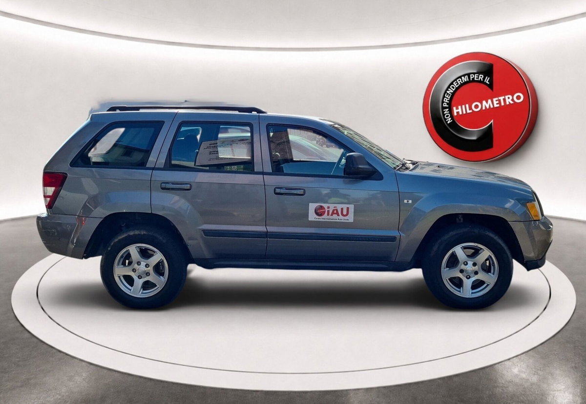 Jeep Grand Cherokee 3.0 V6 CRD Laredo (9)