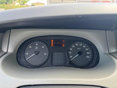 Opel Vivaro Furgone 27 2.0 CDTI 120CV PC-TN Combi 9 posti (17)