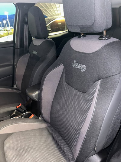 Jeep Renegade 1.6 Mjt 130 CV Limited (10)