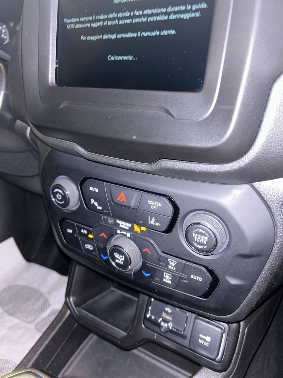 Jeep Renegade 1.6 Mjt 130 CV Limited (6)