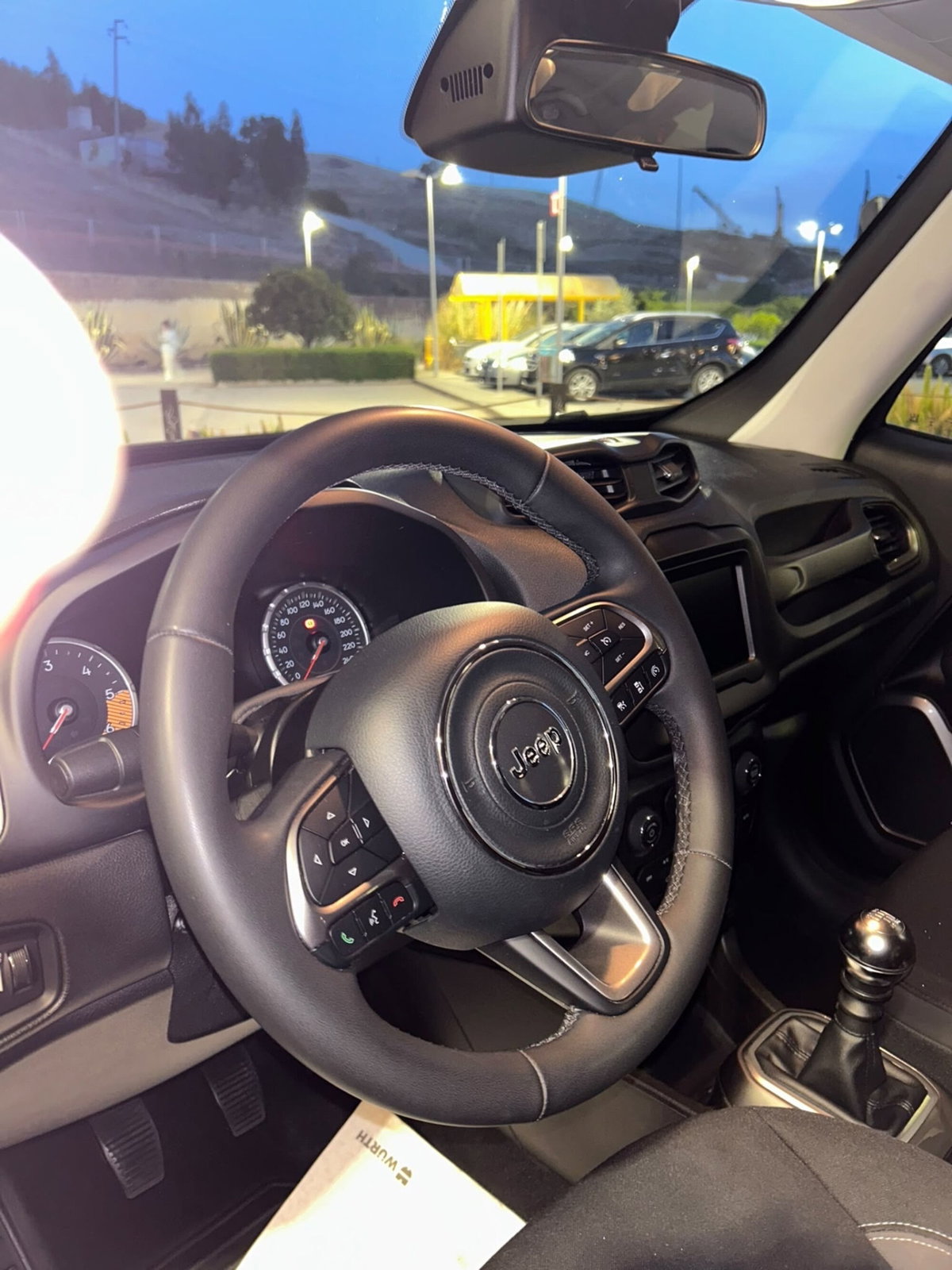 Jeep Renegade 1.6 Mjt 130 CV Limited (8)