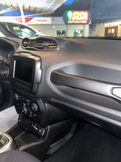Jeep Renegade 1.6 Mjt 130 CV Limited (9)