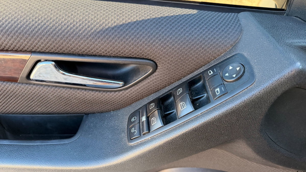 Mercedes-Benz Classe B 200 CDI Chrome (12)
