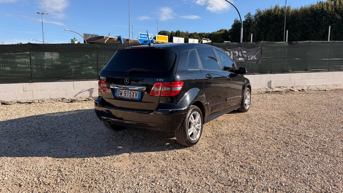 Mercedes-Benz Classe B 200 CDI Chrome (3)