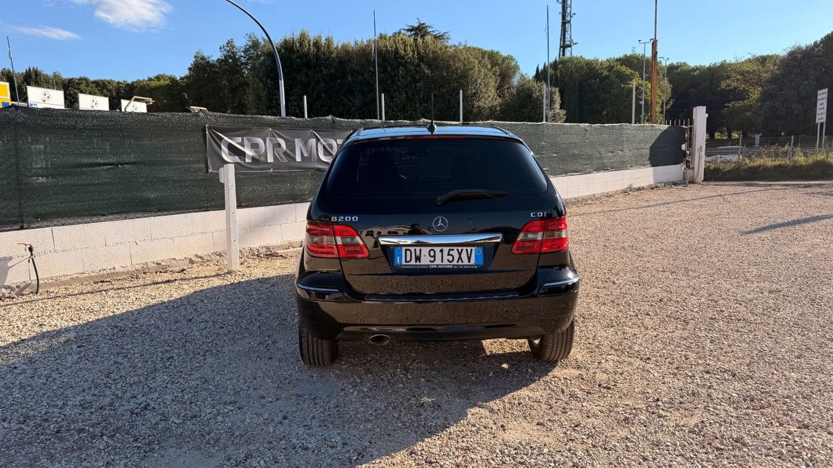 Mercedes-Benz Classe B 200 CDI Chrome (4)