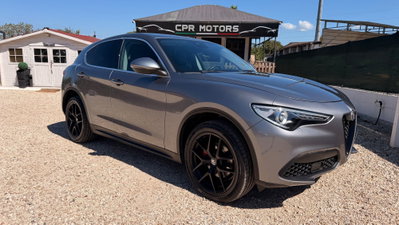 Alfa Romeo Stelvio Stelvio 2.0 Turbo 280 CV AT8 Q4 First Edition (2)