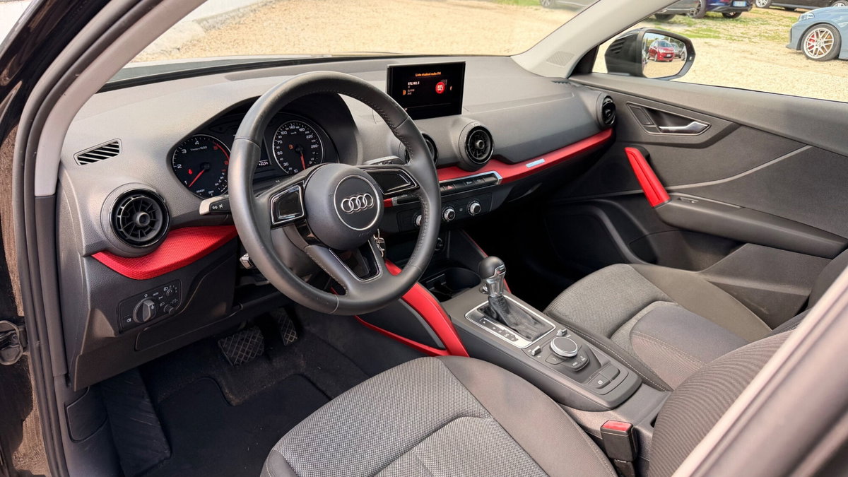 Audi Q2 Q2 30 TDI S tronic Business (12)