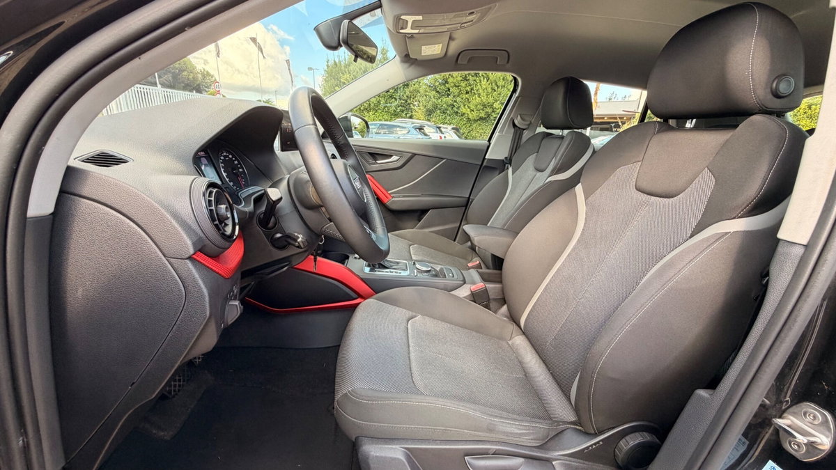Audi Q2 Q2 30 TDI S tronic Business (13)