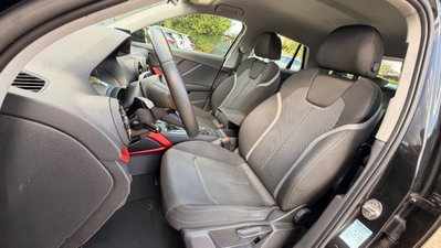 Audi Q2 Q2 30 TDI S tronic Business (14)