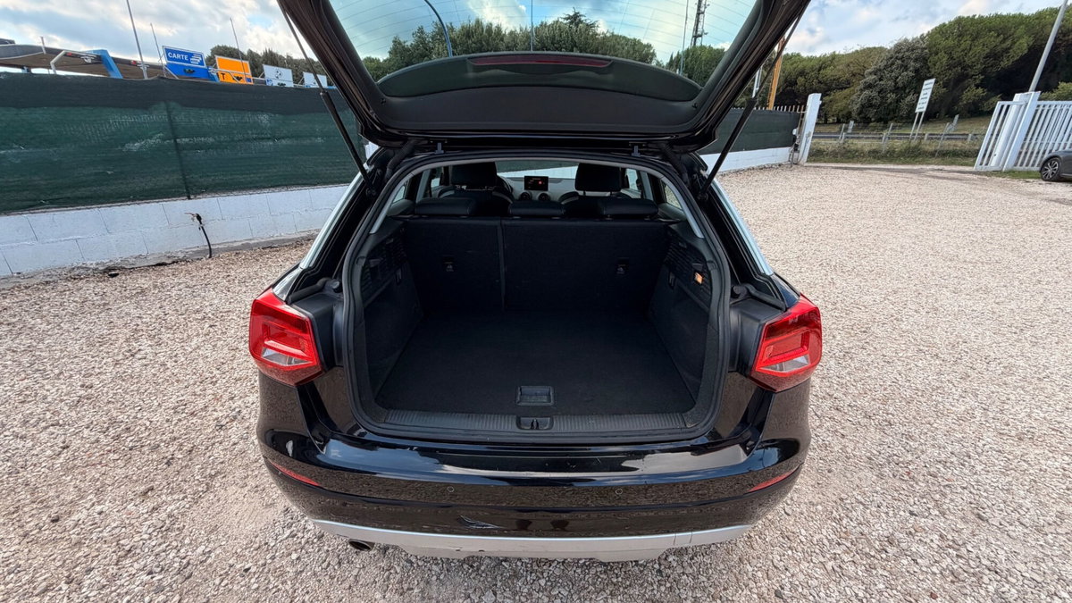 Audi Q2 Q2 30 TDI S tronic Business (16)