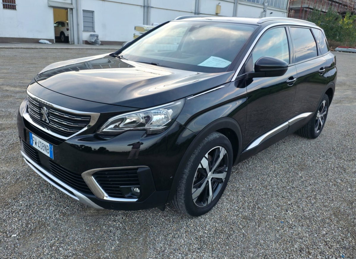 Peugeot 5008 BlueHDi 130 S&S Allure (20)