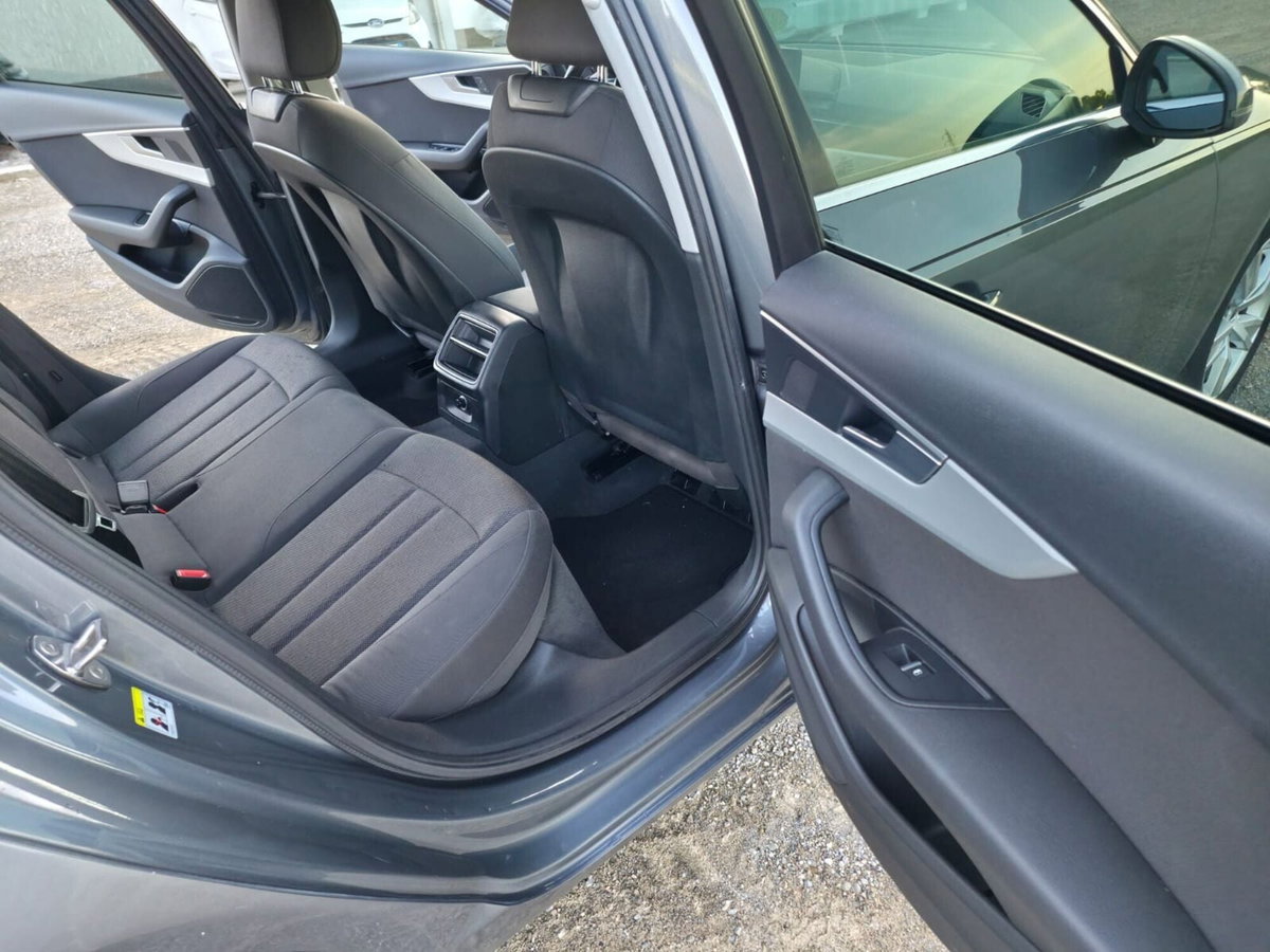 Audi A4 2.0 TDI 122 CV Business Sport (9)