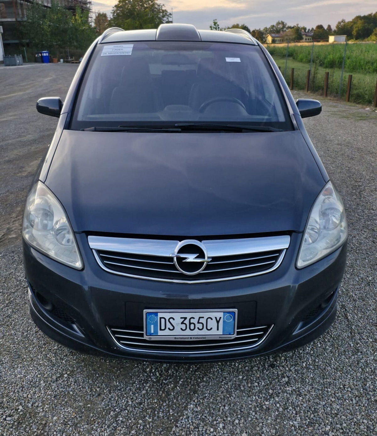Opel Zafira 1.9 CDTI 120CV Cosmo (20)