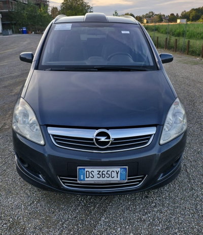 Opel Zafira 1.9 CDTI 120CV Cosmo (20)