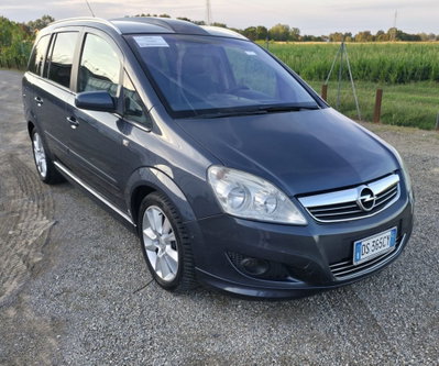 Opel Zafira 1.9 CDTI 120CV Cosmo (5)