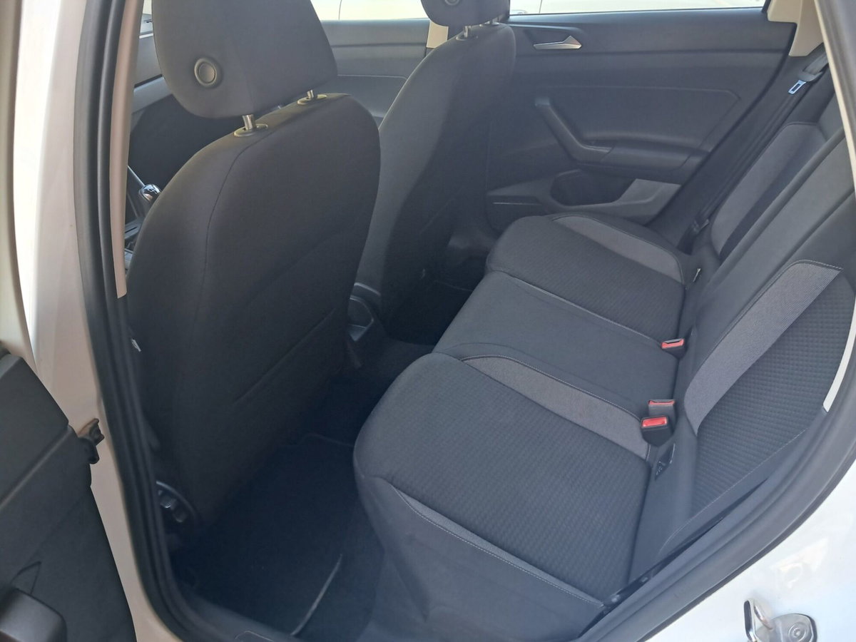 Volkswagen Taigo 1.0 tsi Life 95cv (12)