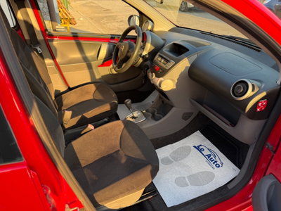 Citroen C1 1.0 5 porte airdream CMP-5 AMIC1 (8)