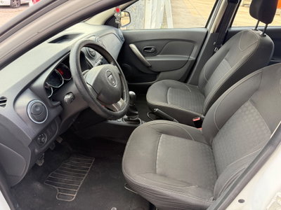 Dacia Sandero 1.2 GPL 75CV Ambiance (11)