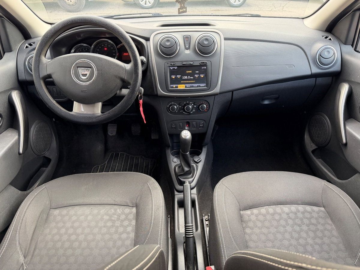Dacia Sandero 1.2 GPL 75CV Ambiance (9)