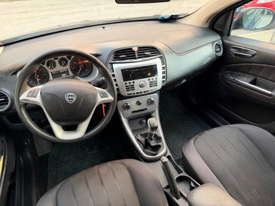 Lancia Delta 1.6 MJT DPF Argento (10)