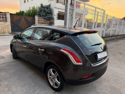 Lancia Delta 1.6 MJT DPF Argento (4)