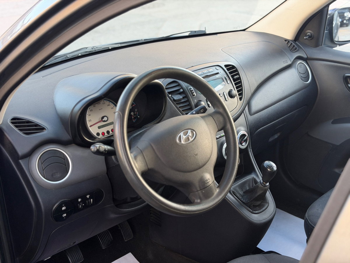 Hyundai i10 1.1 12V BlueDrive GPL Active (9)
