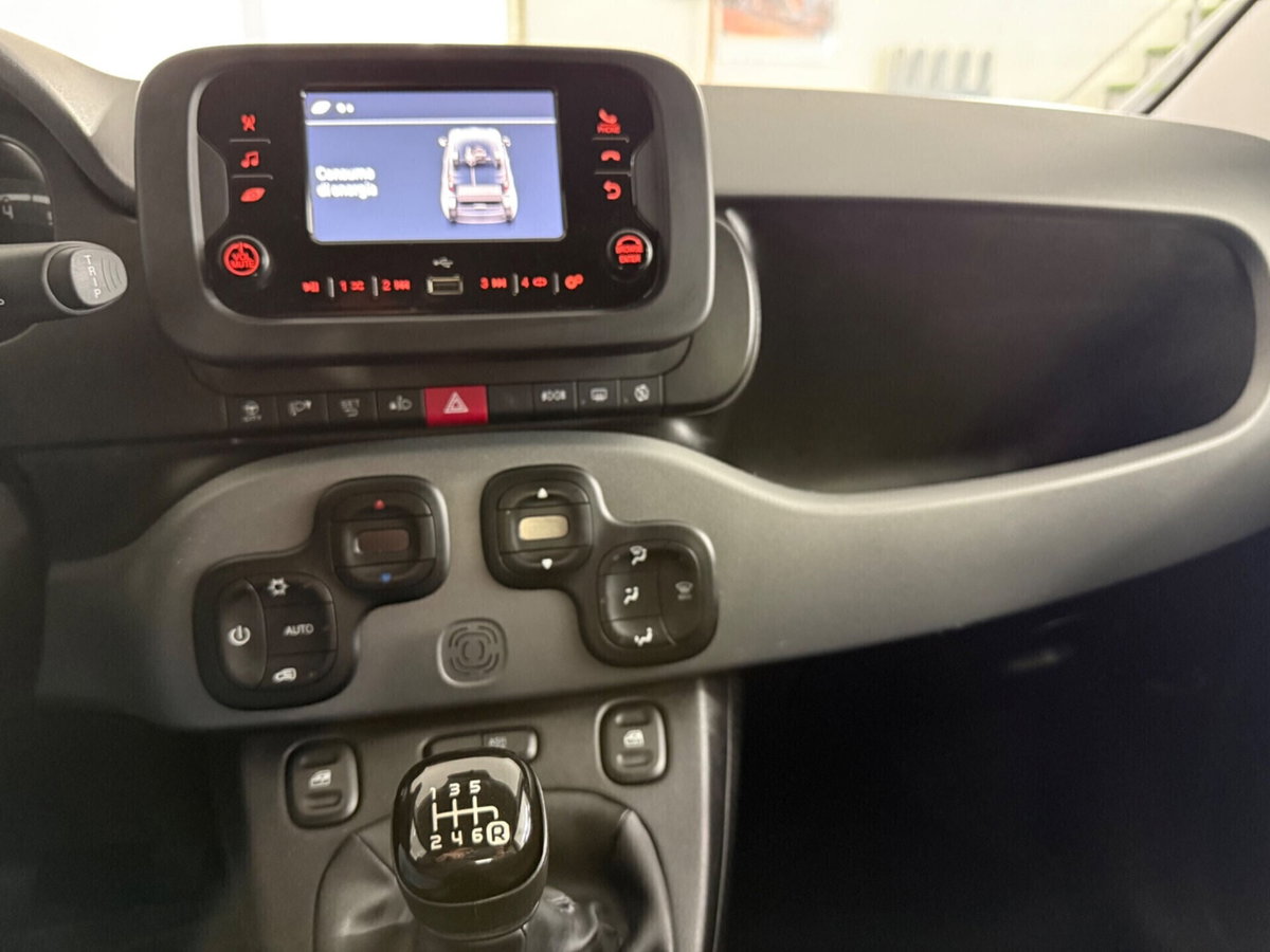 Fiat Panda 1.0 FireFly S&S Hybrid City Life (13)