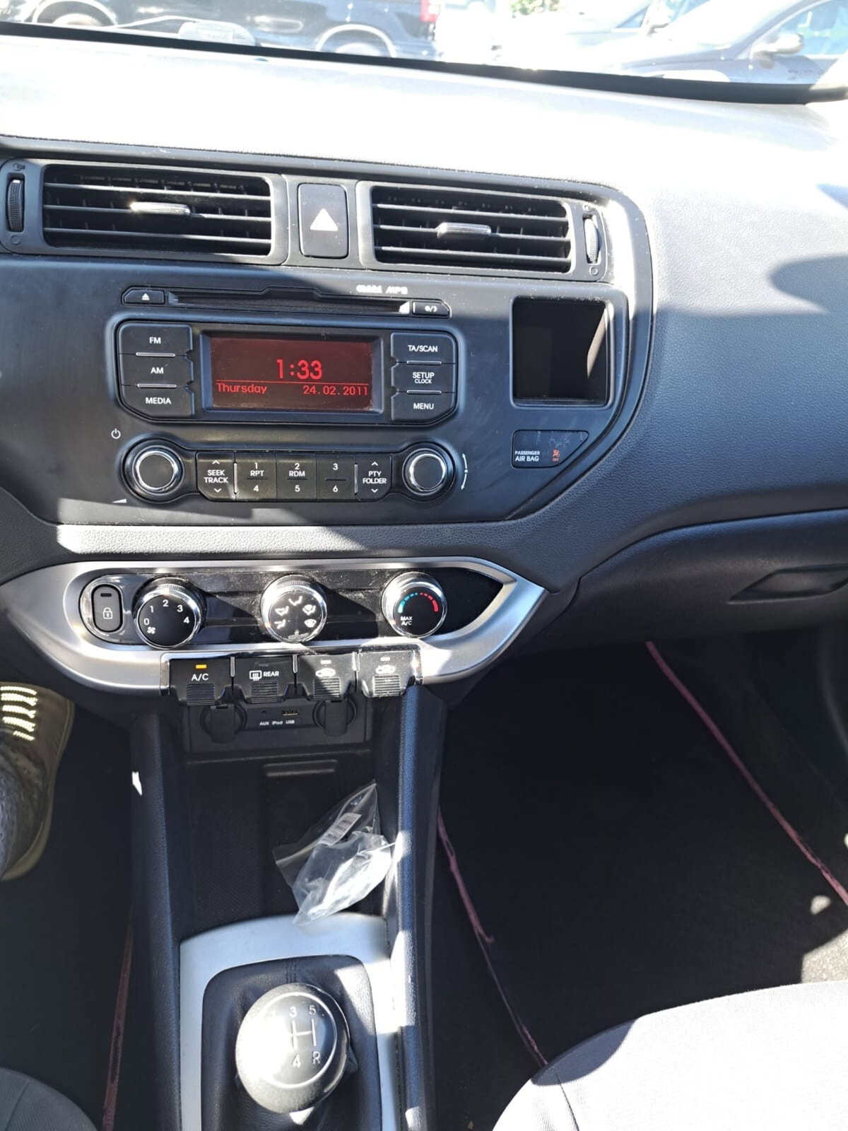 Kia Rio 1.2 CVVT 3p. EX (14)