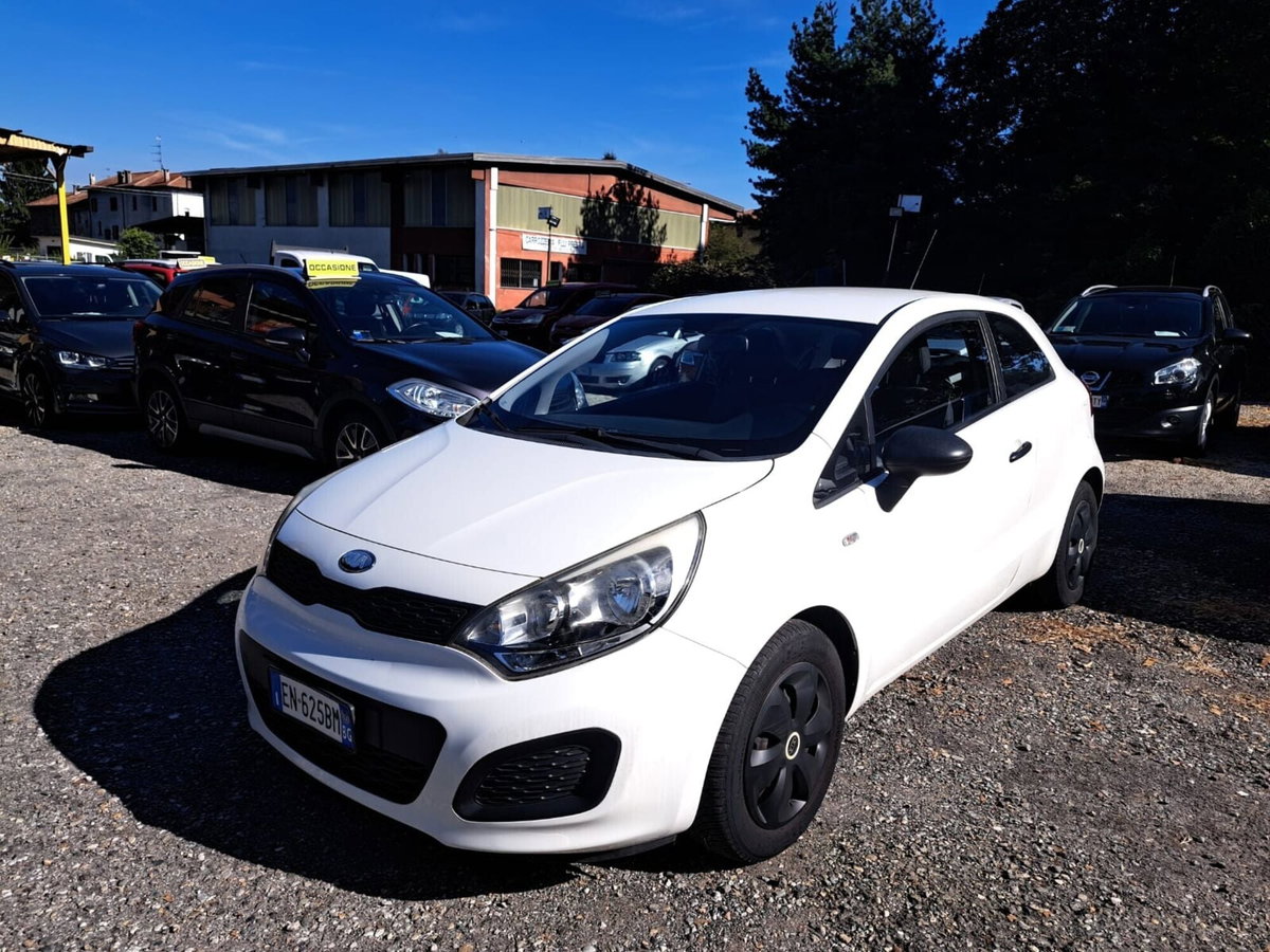 Kia Rio 1.2 CVVT 3p. EX (5)
