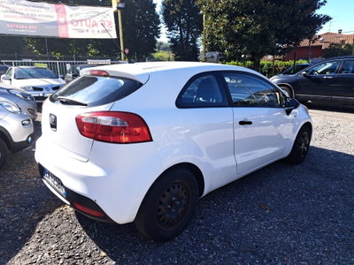 Kia Rio 1.2 CVVT 3p. EX (7)