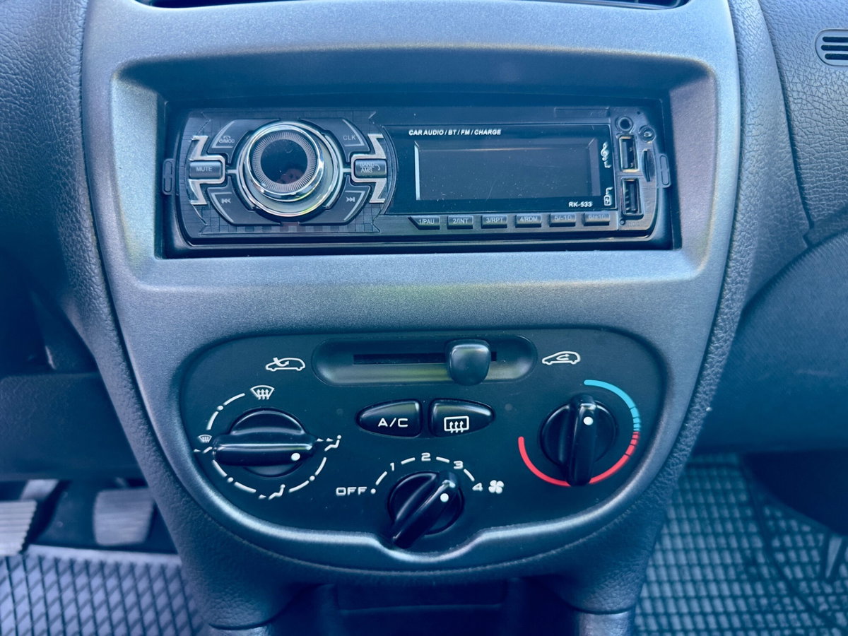Peugeot 206 HDi 5p. XS (11)