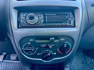 Peugeot 206 HDi 5p. XS (11)