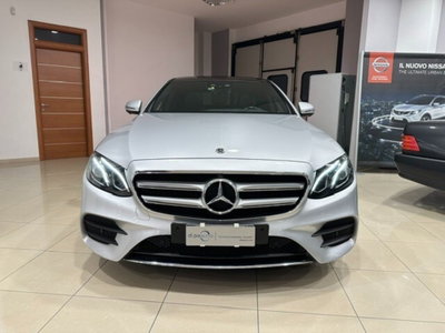 Mercedes-Benz Classe E 220 d Auto Premium Plus (2)