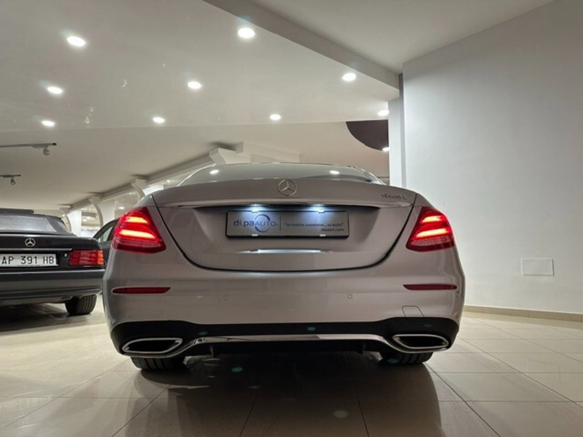 Mercedes-Benz Classe E 220 d Auto Premium Plus (6)