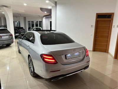 Mercedes-Benz Classe E 220 d Auto Premium Plus (7)