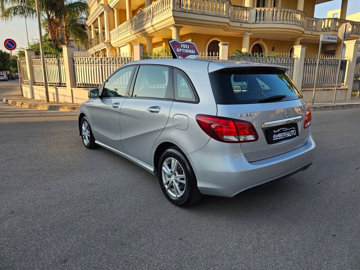Mercedes-Benz Classe B 180 d Executive (18)