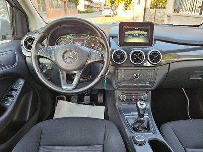 Mercedes-Benz Classe B 180 d Executive (6)