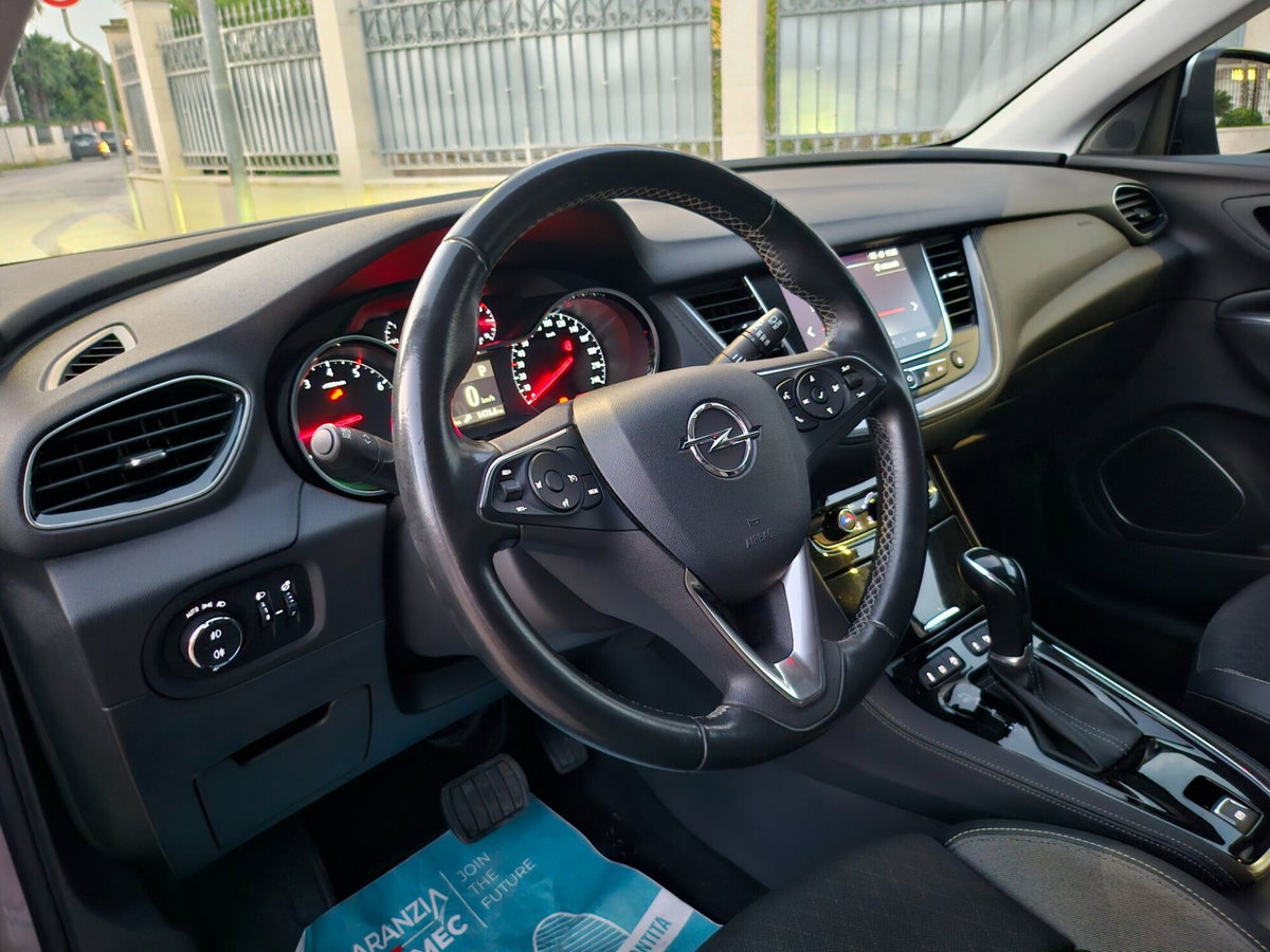 Opel Grandland X 1.5 diesel Ecotec Start&Stop Elegance (5)