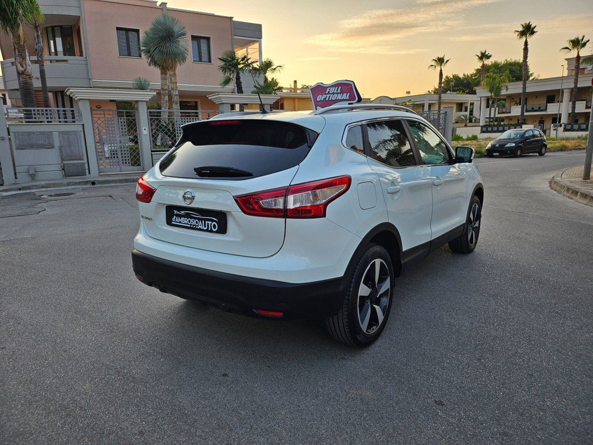 Nissan Qashqai 1.5 dCi N-Connecta (18)