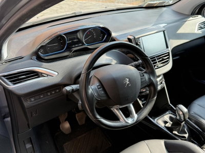 Peugeot 2008 Turbo 110 S&S Allure (10)