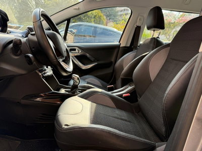 Peugeot 2008 Turbo 110 S&S Allure (16)