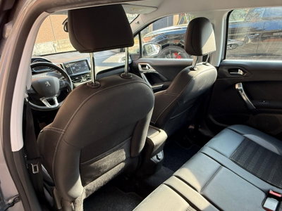 Peugeot 2008 Turbo 110 S&S Allure (19)