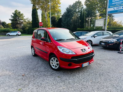Peugeot 1007 1.4 Happy usata