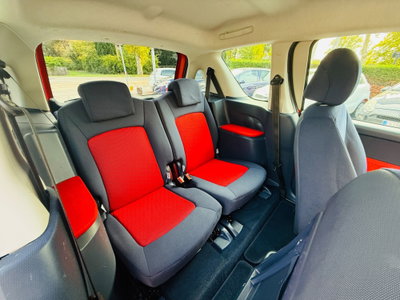 Peugeot 1007 1.4 Happy (15)