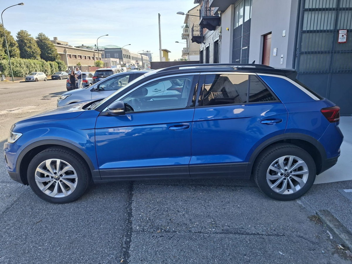 Volkswagen T-Roc 1.5 tsi Edition Plus (7)