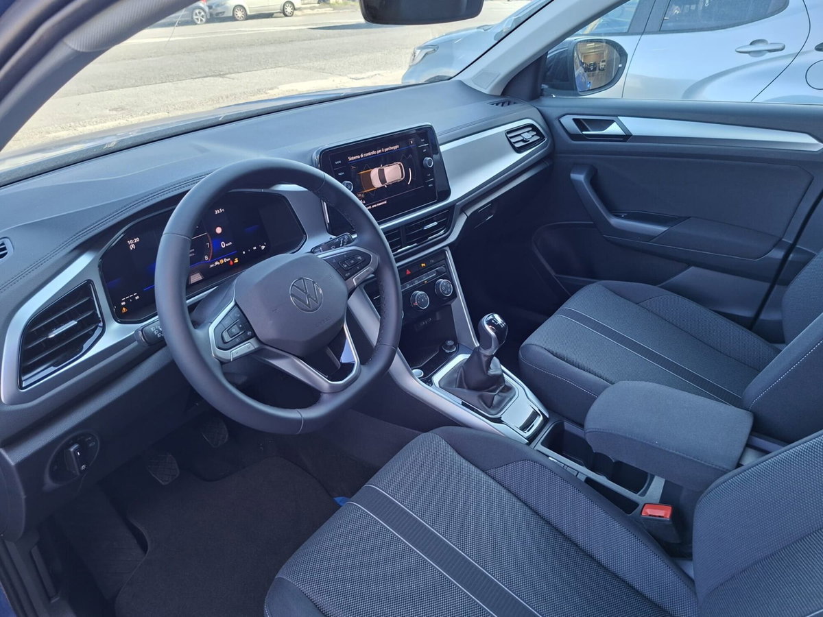 Volkswagen T-Roc 1.5 tsi Edition Plus (9)
