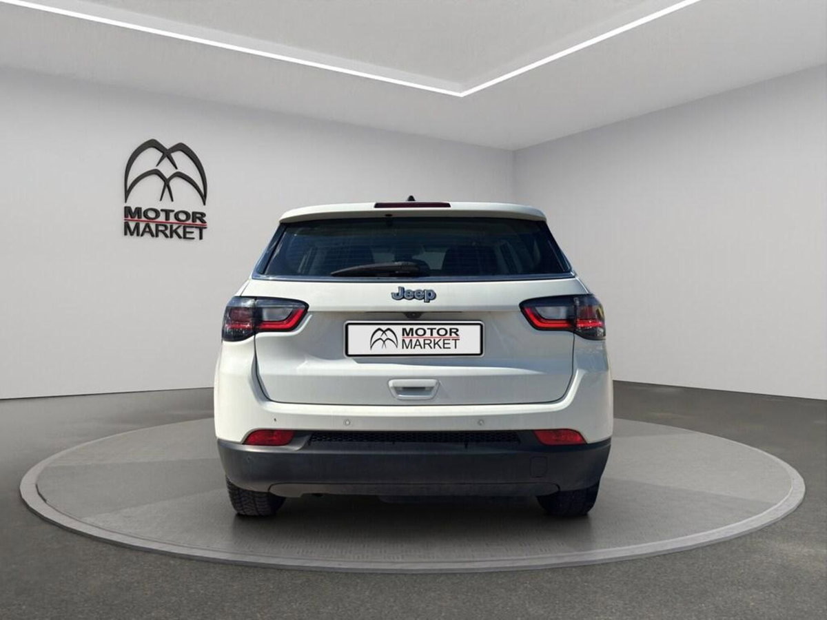 Jeep Compass 1.6 Multijet II 2WD Longitude (6)