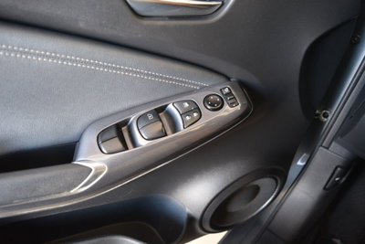 Nissan Juke 1.0 dig-t N-Connecta 114cv (4)
