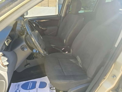 Dacia Duster 1.5 dCi 110CV 4x2 Ambiance (8)